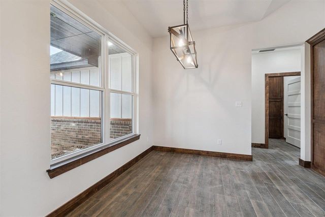 12201 Bighorn Ln, Elgin, OK 73538