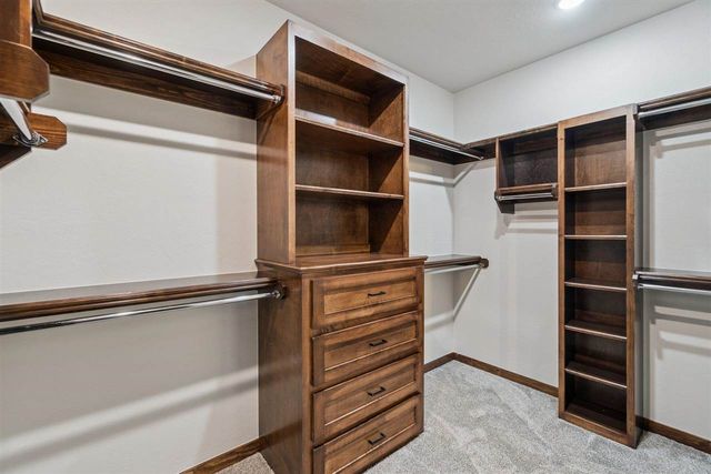 12201 Bighorn Ln, Elgin, OK 73538