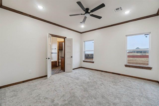 12201 Bighorn Ln, Elgin, OK 73538