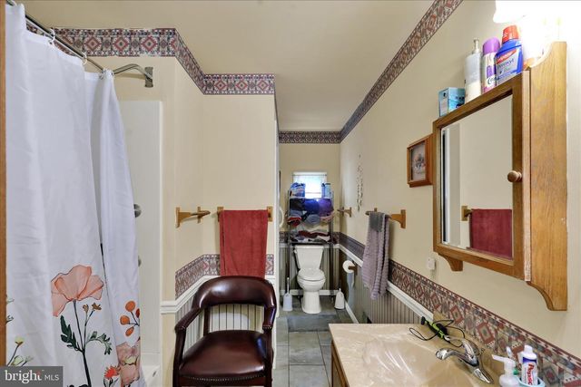 37 BEAVENS RD, Reading, PA 19608