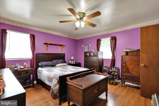 37 BEAVENS RD, Reading, PA 19608