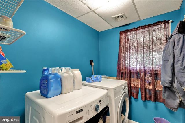 37 BEAVENS RD, Reading, PA 19608