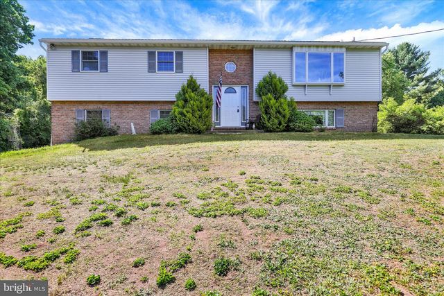 37 BEAVENS RD, Reading, PA 19608
