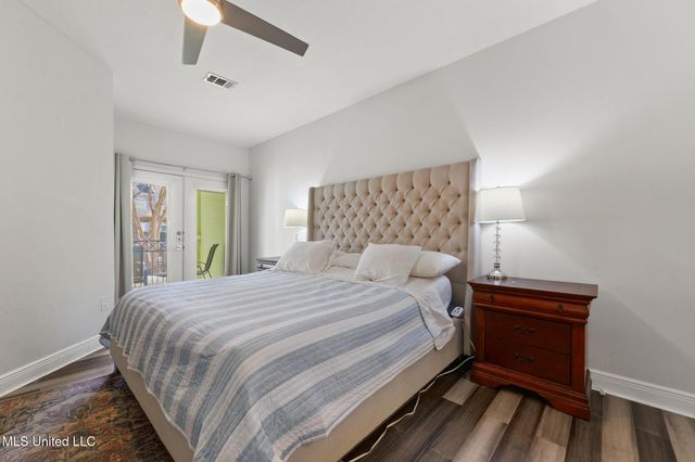 2252 Beach Drive, 1301, Gulfport, MS 39507