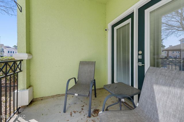 2252 Beach Drive, 1301, Gulfport, MS 39507