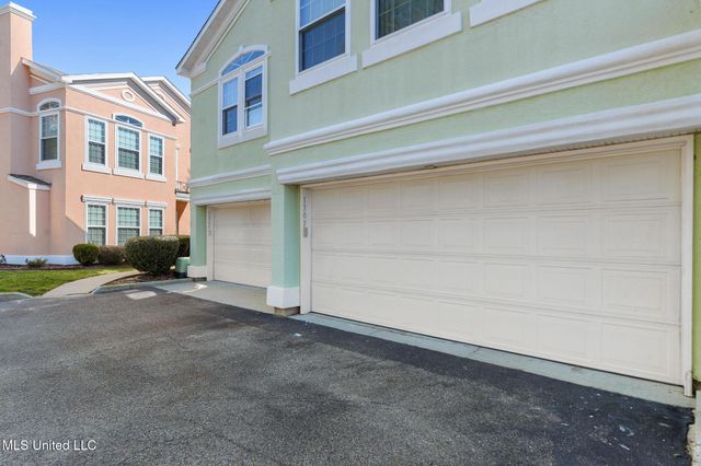 2252 Beach Drive, 1301, Gulfport, MS 39507