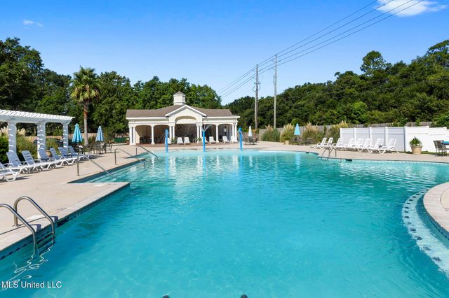 2252 Beach Drive, 1301, Gulfport, MS 39507