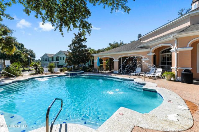 2252 Beach Drive, 1301, Gulfport, MS 39507