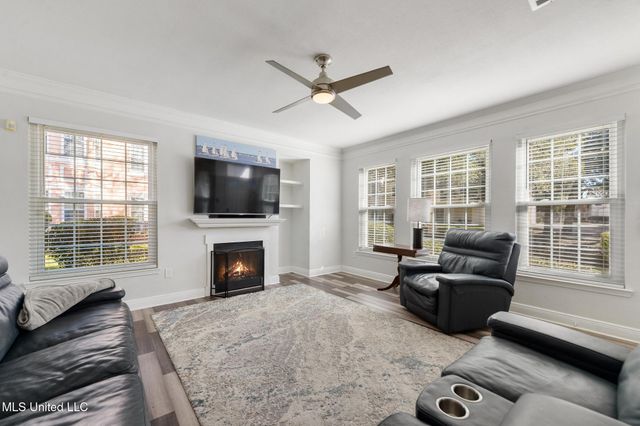 2252 Beach Drive, 1301, Gulfport, MS 39507