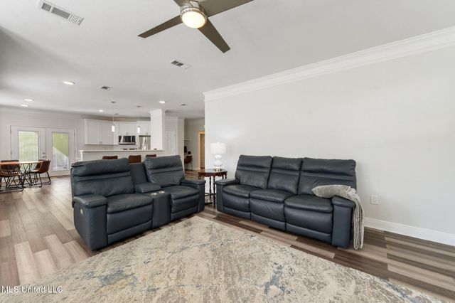 2252 Beach Drive, 1301, Gulfport, MS 39507