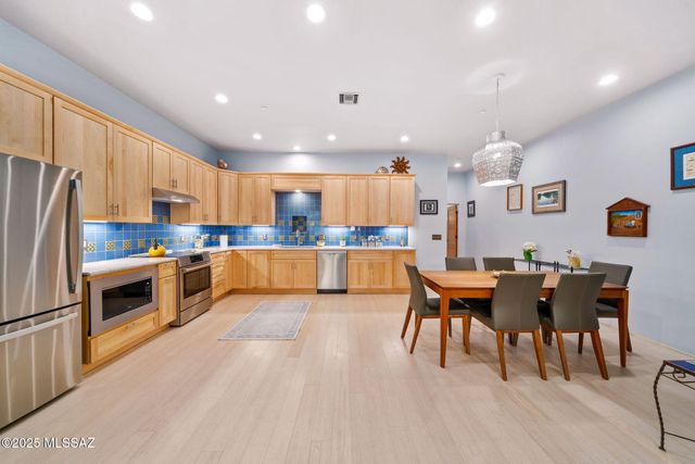 256 S Avenida del Palo Fiero, Tucson, AZ 85745