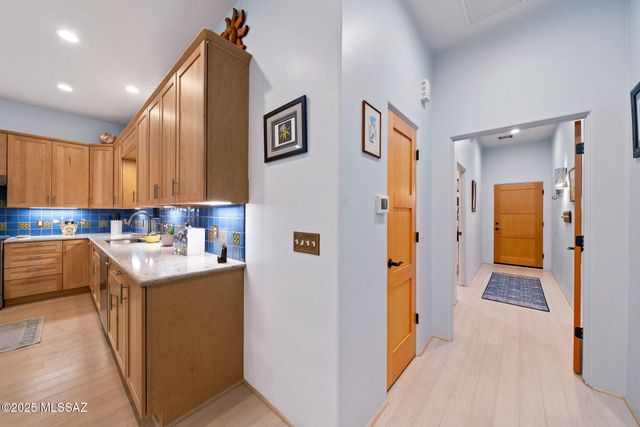 256 S Avenida del Palo Fiero, Tucson, AZ 85745