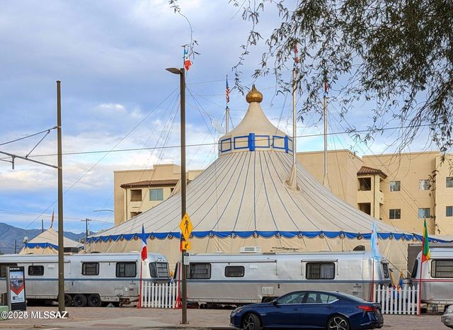 256 S Avenida del Palo Fiero, Tucson, AZ 85745