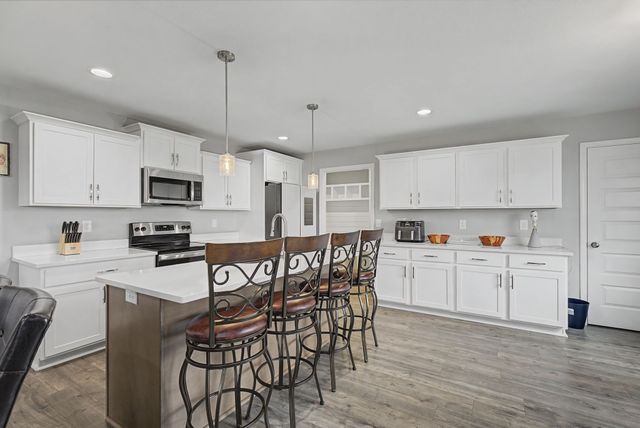 1317 Shaughnessy St, Clarksville, TN 37042