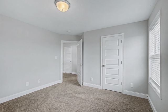 1317 Shaughnessy St, Clarksville, TN 37042