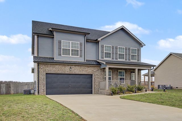 1317 Shaughnessy St, Clarksville, TN 37042