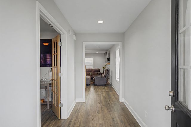 1317 Shaughnessy St, Clarksville, TN 37042