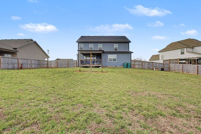 1317 Shaughnessy St, Clarksville, TN 37042