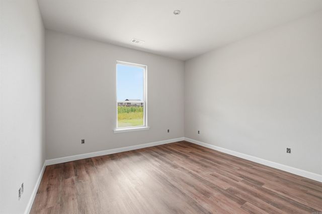 916 Bratton Rd, Lonoke, AR 72086