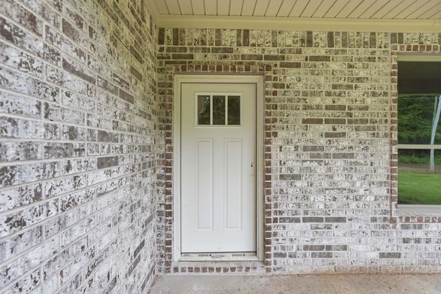 916 Bratton Rd, Lonoke, AR 72086