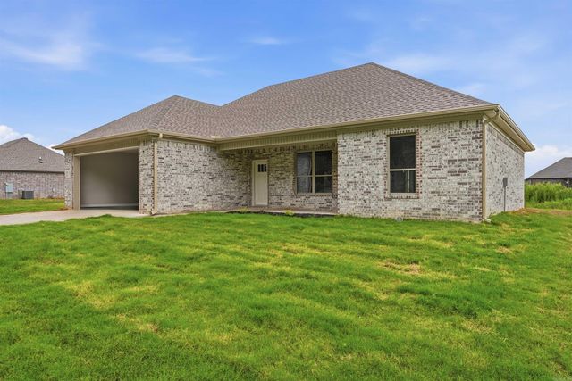 916 Bratton Rd, Lonoke, AR 72086