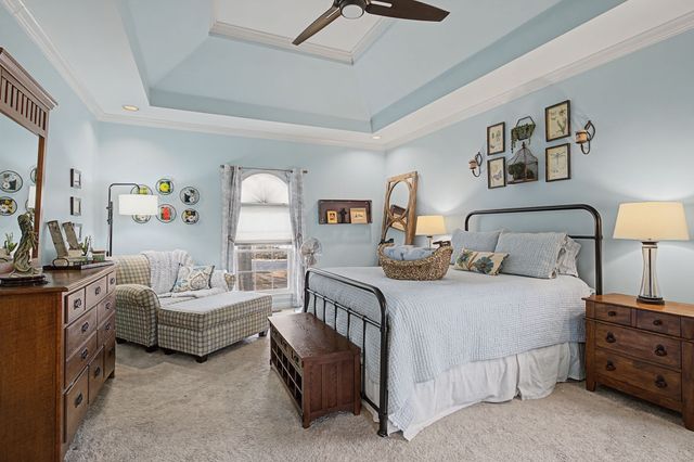 102 Saltwood Pl, Hendersonville, TN 37075