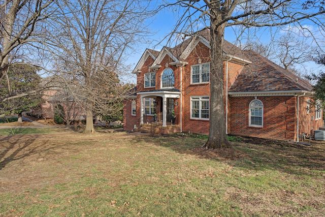 102 Saltwood Pl, Hendersonville, TN 37075