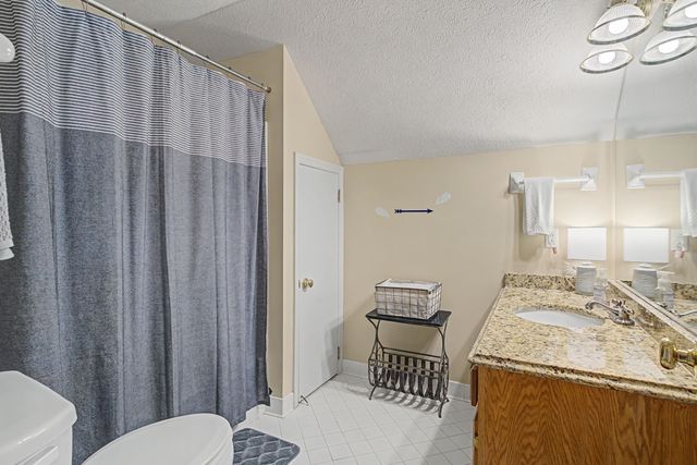 102 Saltwood Pl, Hendersonville, TN 37075