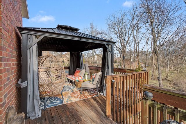 102 Saltwood Pl, Hendersonville, TN 37075