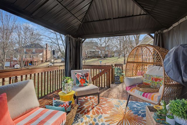 102 Saltwood Pl, Hendersonville, TN 37075