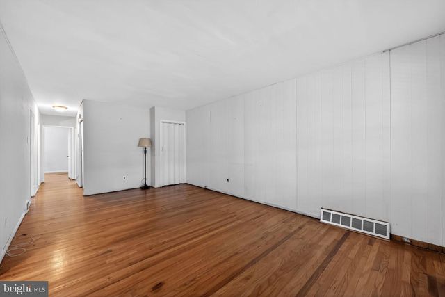 208 HOFFMAN RD, Ridley Park, PA 19078