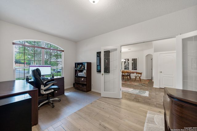 1326 Walkers Way, San Antonio, TX 78216