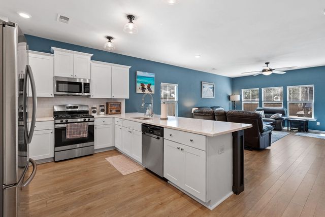 218 Granton Edge Lane, Summerville, SC 29486