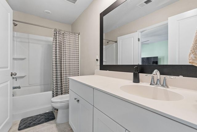 218 Granton Edge Lane, Summerville, SC 29486