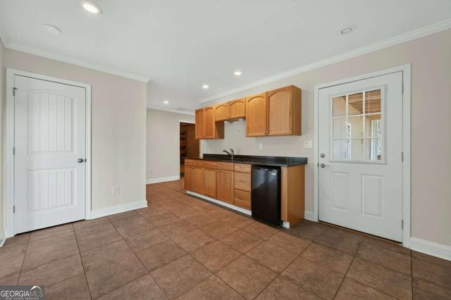 805 Lake Arrowhead Drive, Waleska, GA 30183