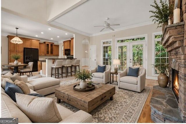 805 Lake Arrowhead Drive, Waleska, GA 30183