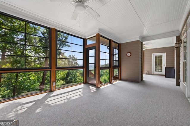 805 Lake Arrowhead Drive, Waleska, GA 30183
