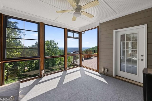 805 Lake Arrowhead Drive, Waleska, GA 30183