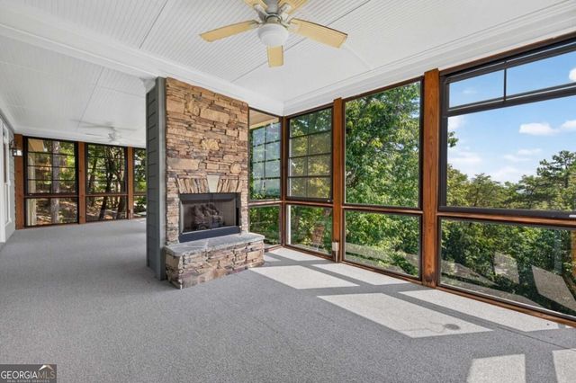 805 Lake Arrowhead Drive, Waleska, GA 30183