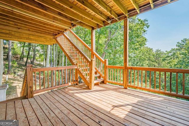 805 Lake Arrowhead Drive, Waleska, GA 30183