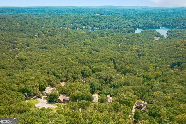 805 Lake Arrowhead Drive, Waleska, GA 30183