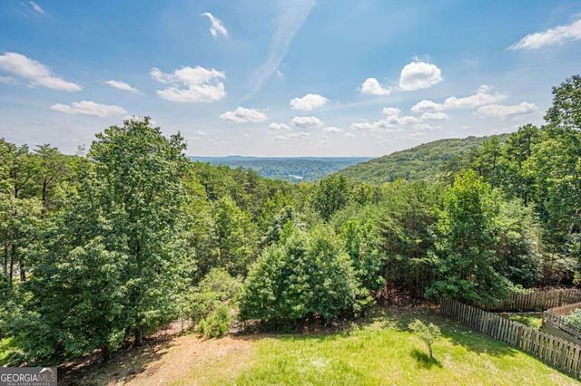805 Lake Arrowhead Drive, Waleska, GA 30183