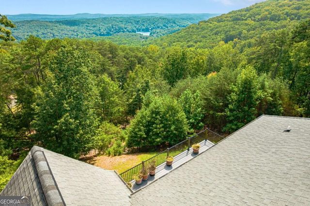 805 Lake Arrowhead Drive, Waleska, GA 30183