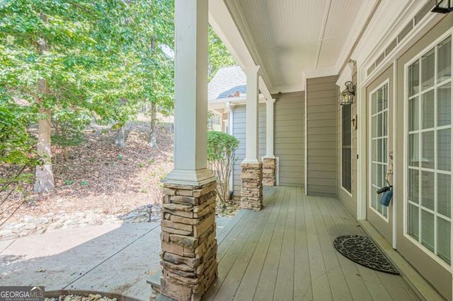 805 Lake Arrowhead Drive, Waleska, GA 30183