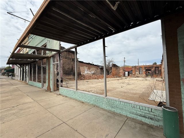 209 E Main Street, Atkins, AR 72823