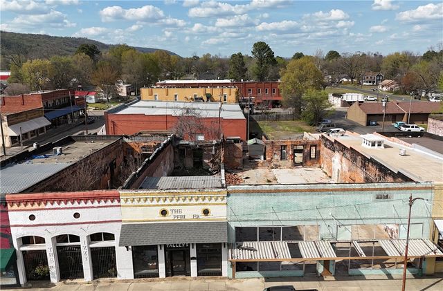 209 E Main Street, Atkins, AR 72823