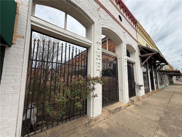 209 E Main Street, Atkins, AR 72823