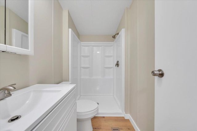 9467 Truevine RD, Glade Hill, VA 24092