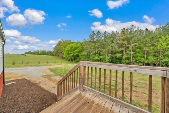 9467 Truevine RD, Glade Hill, VA 24092