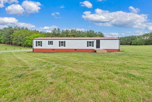 9467 Truevine RD, Glade Hill, VA 24092